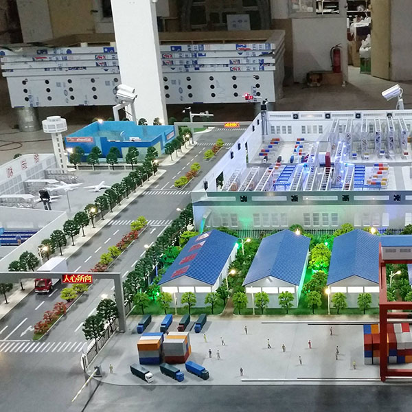 港口物流機械動態模型製作案例